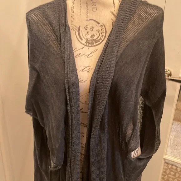 Free People One Size Gray Drapey Wrap/Shawl Drop Sholder Mixed Fabric EU… - Picture 1 of 6